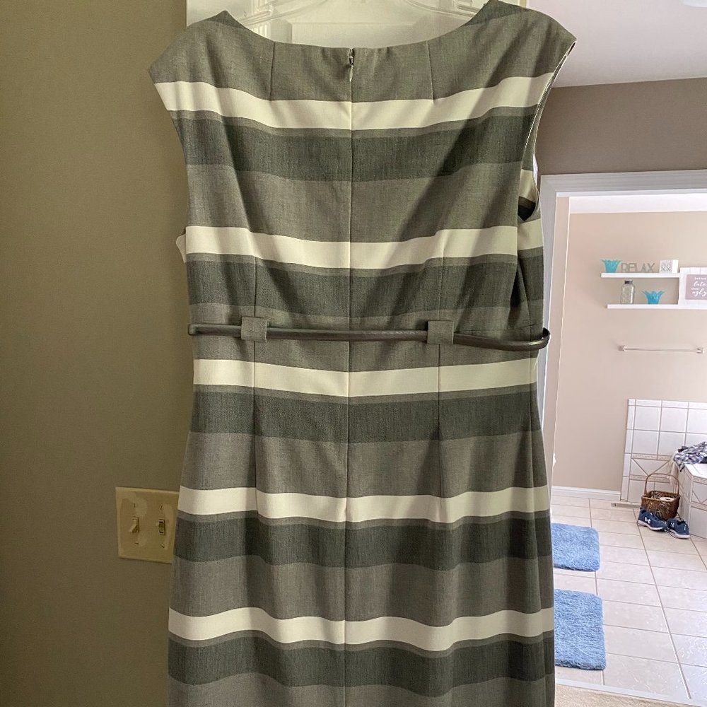 Gray Stripe Dress - SZ 12 - Picture 3 of 3